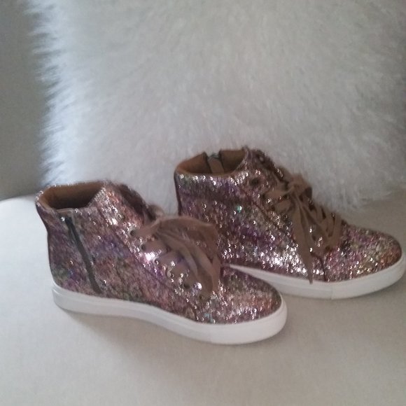 💥HP💥Steve Madden sparkly high tops NWOT - Picture 1 of 5